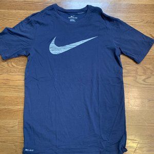Nike Swoosh Logo T-shirt